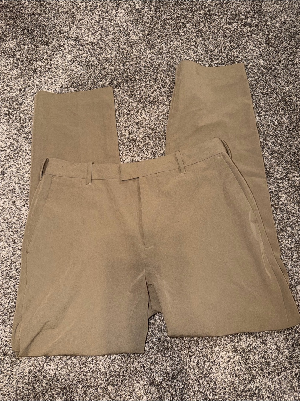 Van Heusen Men's Chinos in Olive Green